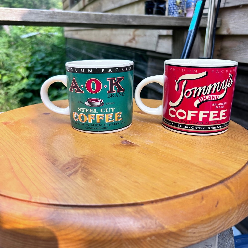 Vintage Coffees of Yesteryear Mug Set Retro Pop Art Kitsch World Market Large